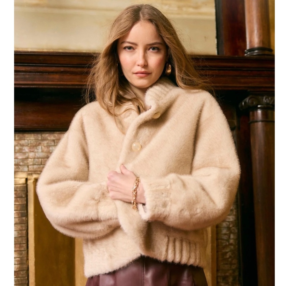 NWT 💕 Heartloom Gellar Jacket Coat Faux Fur Teddy Almond Cream Beige XS 0 2 - Picture 13 of 15
